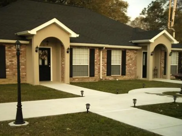 1306 S Range Rd, Hammond, LA 70403