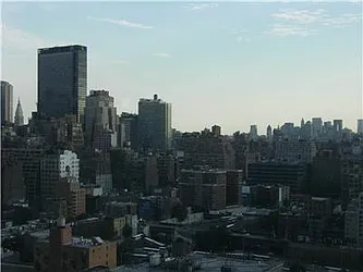 Rented by R New York