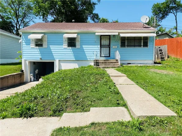 6420 E 16th Ter, Kansas City, MO 64126