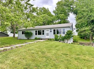3619 Lake Trenton Dr, Trenton, MO 64683