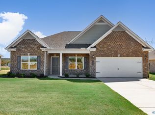 236 School House Dr, Priceville, AL 35603