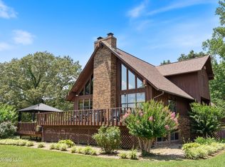 1111 Whitten Rd, Courtland, MS 38620