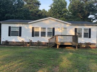 517 Lennie Smith Rd, Fuquay Varina, NC 27526