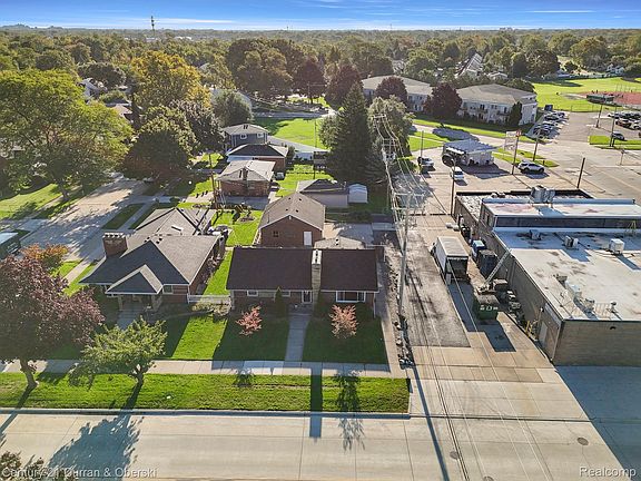 3rd image of 8017 Rosedale Blvd