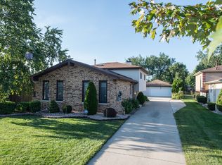 7642 W 92nd Pl, Bridgeview, IL 60455