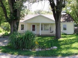 1922 NW Winter St, Topeka, KS 66608