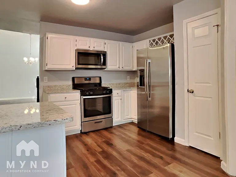 11831 James Vinson Dr — Photo 6