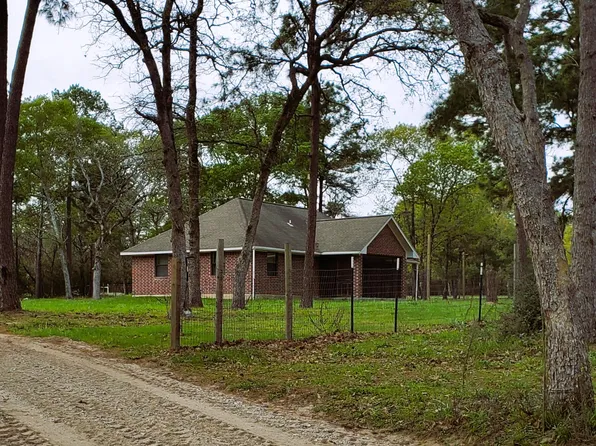 6439 County Road 302, Navasota, TX 77868