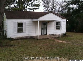 1000 Fairway Dr NW, Huntsville, AL 35816
