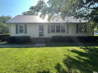 3172 Shale Rd, Newton, IL 62448