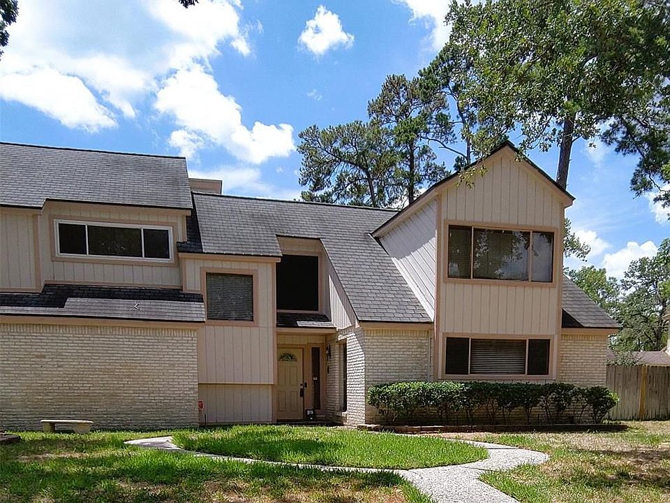 1st image of 15703 Banty Falls Ct