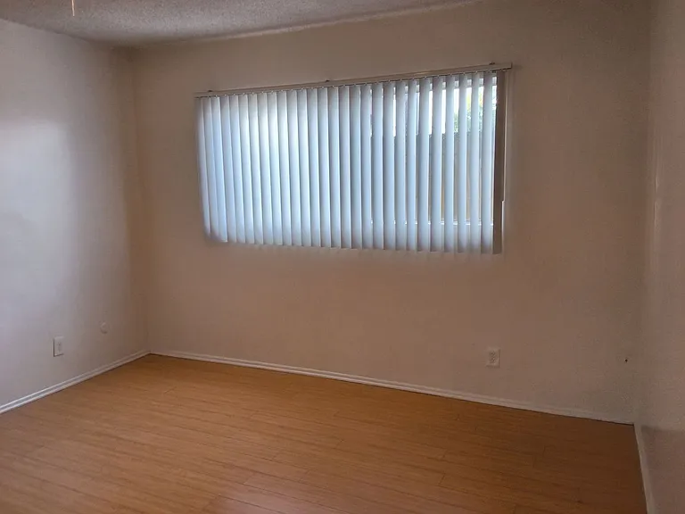 109 Almansor St — Photo 21