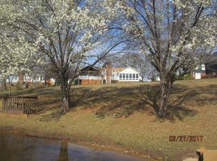 186 Canady Rd, Wellford, SC 29385