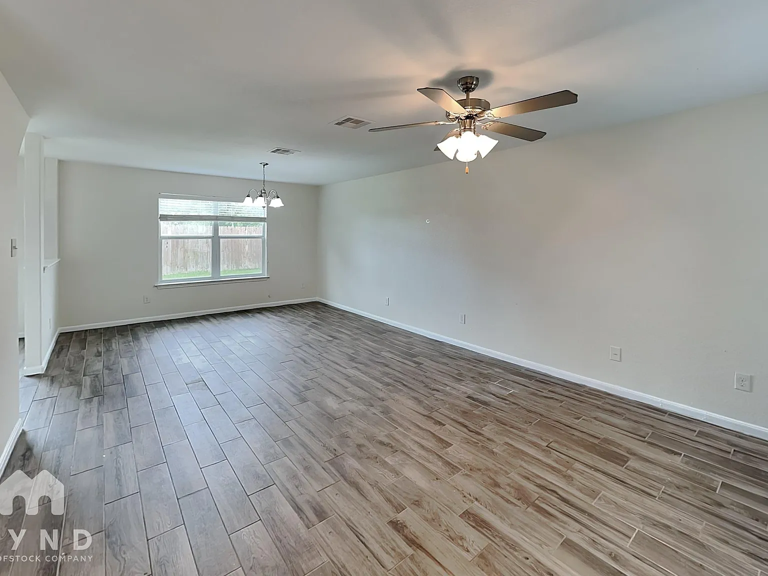4 bed, 2.5 bath, 1700 sqft, $2,300 — Photo 2