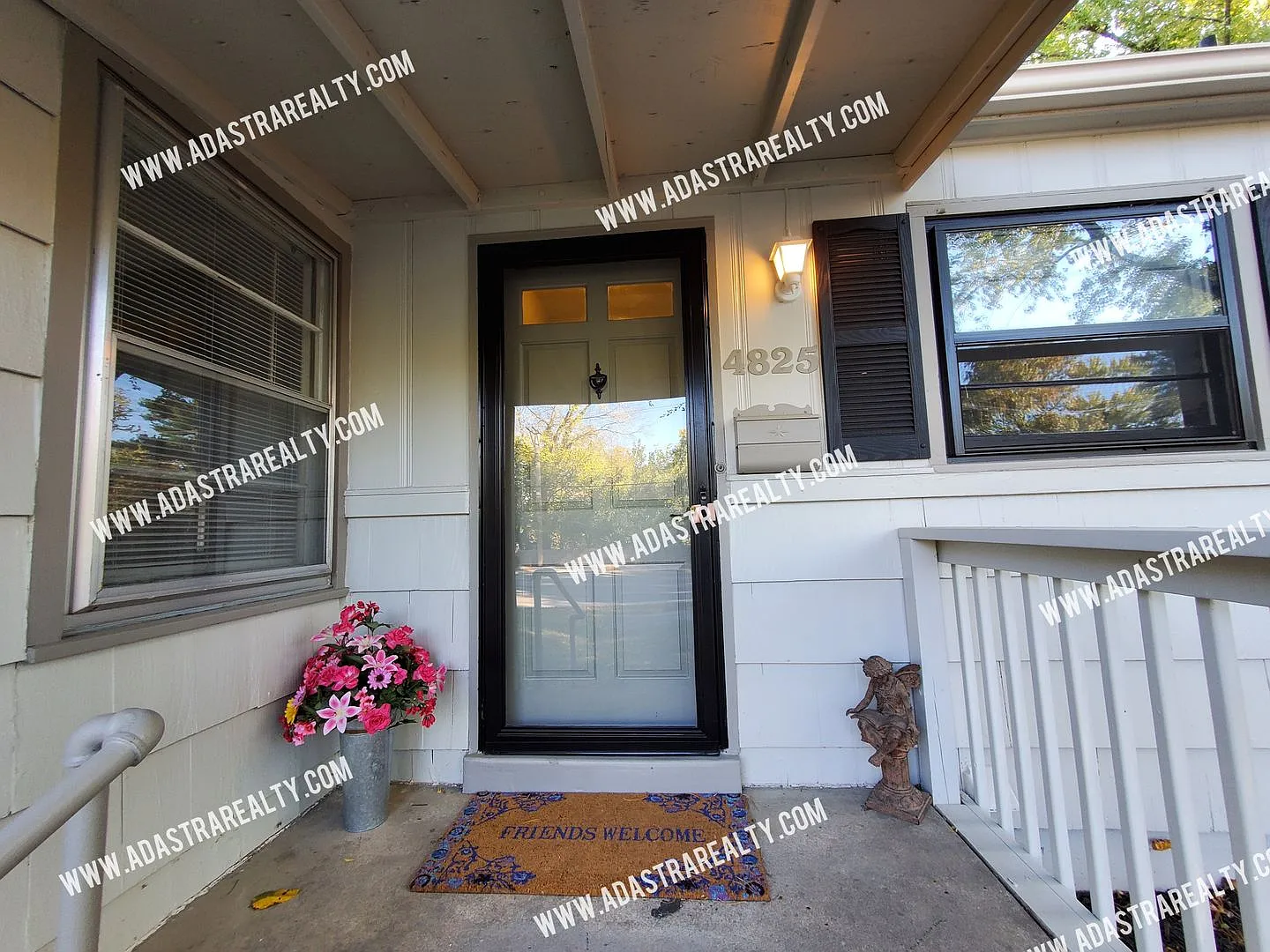 4 Bedroom 2 Bath Ranch in Prairie Village-Coming SOON!! — Photo 3