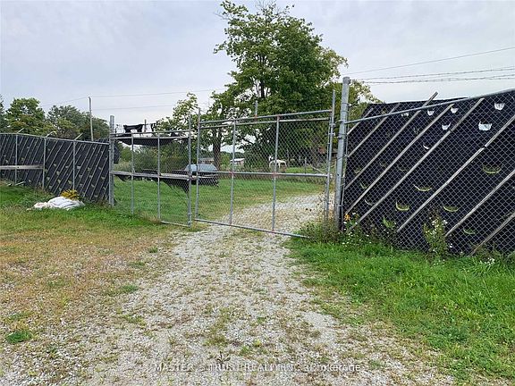 2nd image of 43621 Highway 3