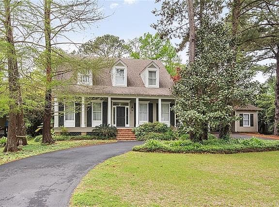 2nd image of 5 Laurelwood Dr