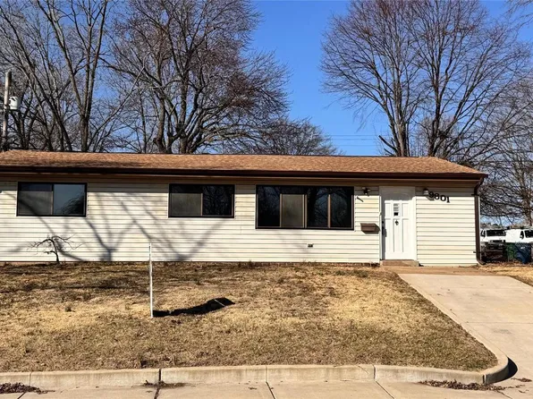 9801 Traverse Ln, Saint Louis, MO 63134