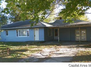 432 W Holmes St, Oneida, IL 61467