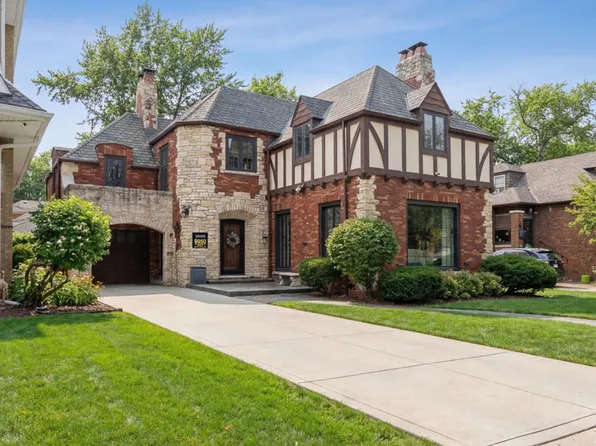 9950 S Hamilton Ave, Chicago, IL 60643