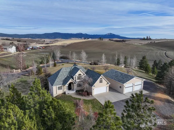 967 Canterwood Dr, Moscow, ID 83843
