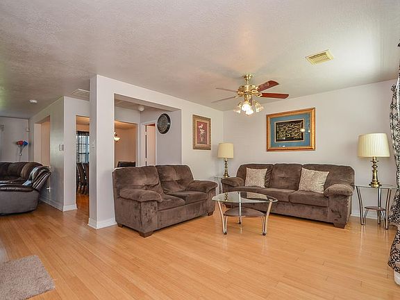 4th image of 12123 Country Orchard Ln