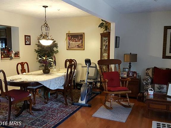 5th image of 12607 Wrightwood Ct