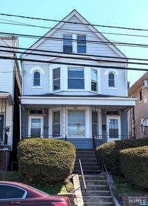 208 Belgrove Dr, Kearny, NJ, 07032