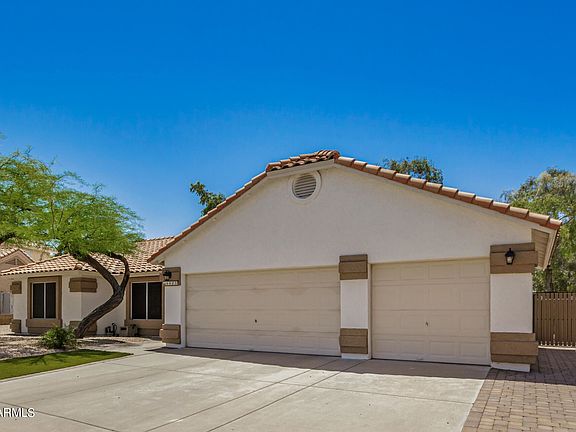 3rd image of 6625 E Presidio St