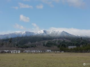 9999 Grey Hawk Ln, Sequim, WA 98382