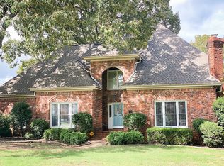 81 Redfield Dr, Jackson, TN 38305