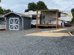 211 Badin View Dr, New London, NC 28127