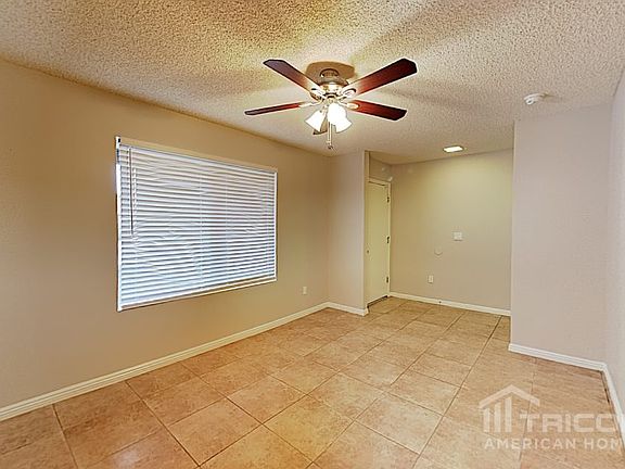 3rd image of 4011 W Wood Dr