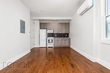 Rented by Rennit Inc.