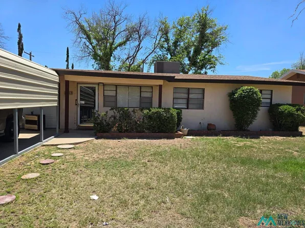 1813 Palomas Dr, Carlsbad, NM 88220