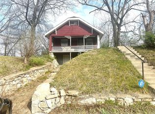 5533 Prospect Ave, Kansas City, MO 64130