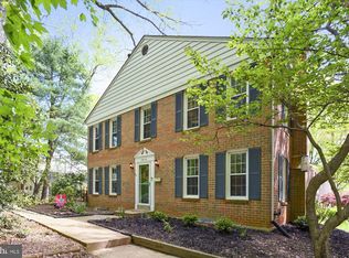 2416 Ansdel Ct, Reston, VA 20191