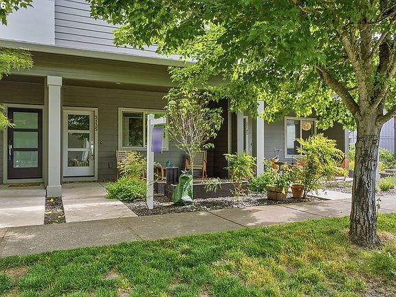 2nd image of 2135 Audubon Ave SE