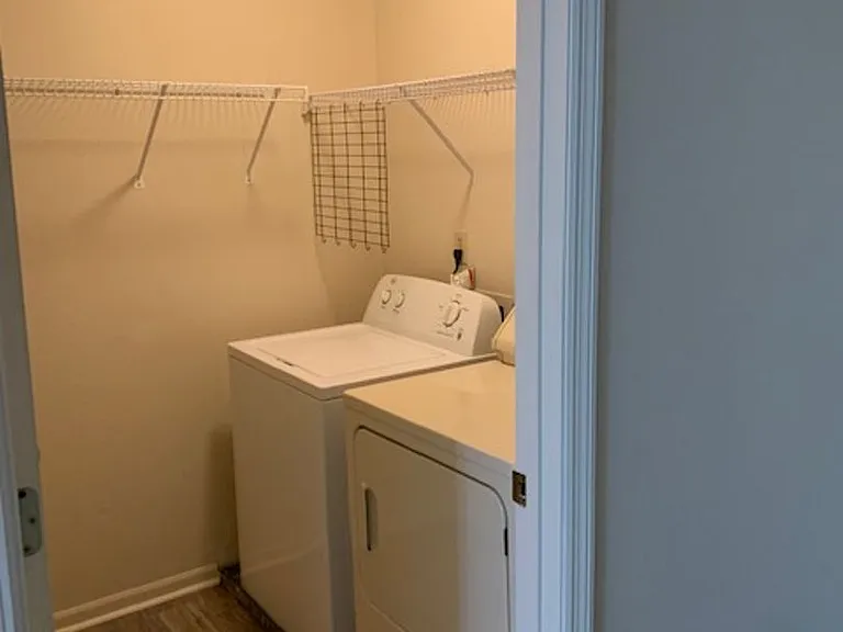 119 Vixen Cir #I — Photo 6