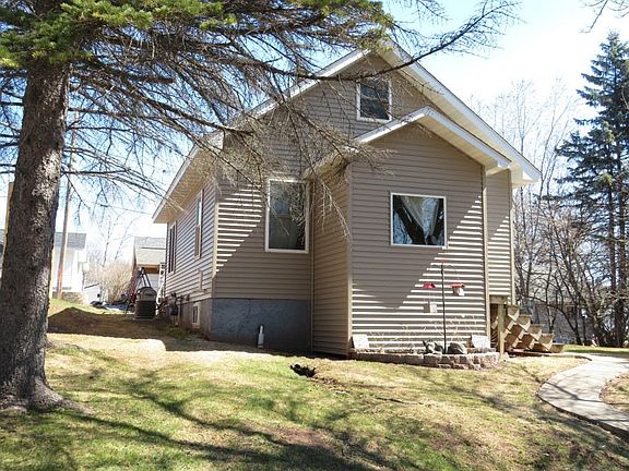 5th image of 434 N 78th Ave W