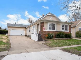 302 E Devlin St, Spring Valley, IL 61362