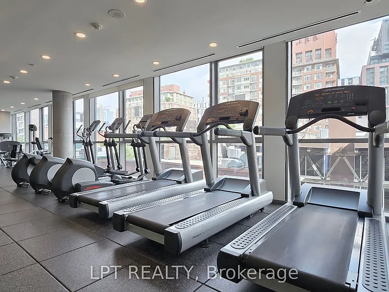 390 Cherry St #503 — Photo 35