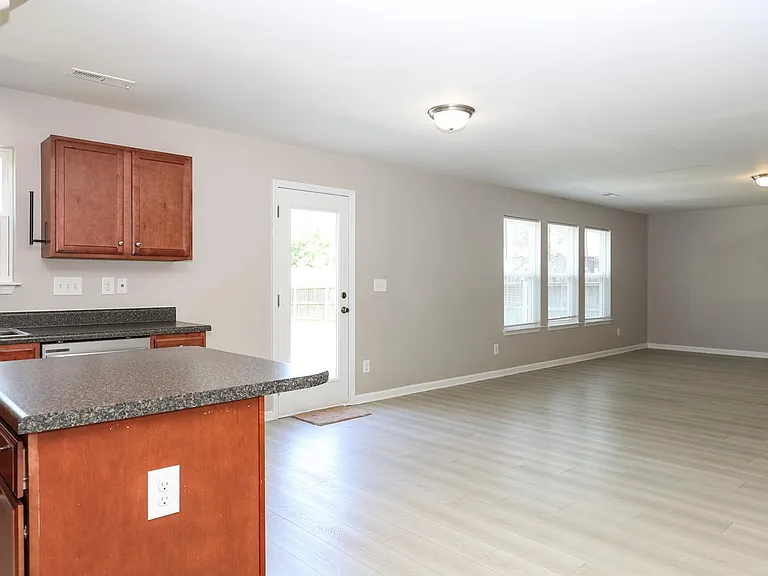 1212 Catawba Run — Photo 14