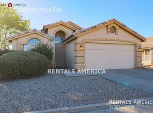 873 E Constitution Dr, Chandler, AZ 85225
