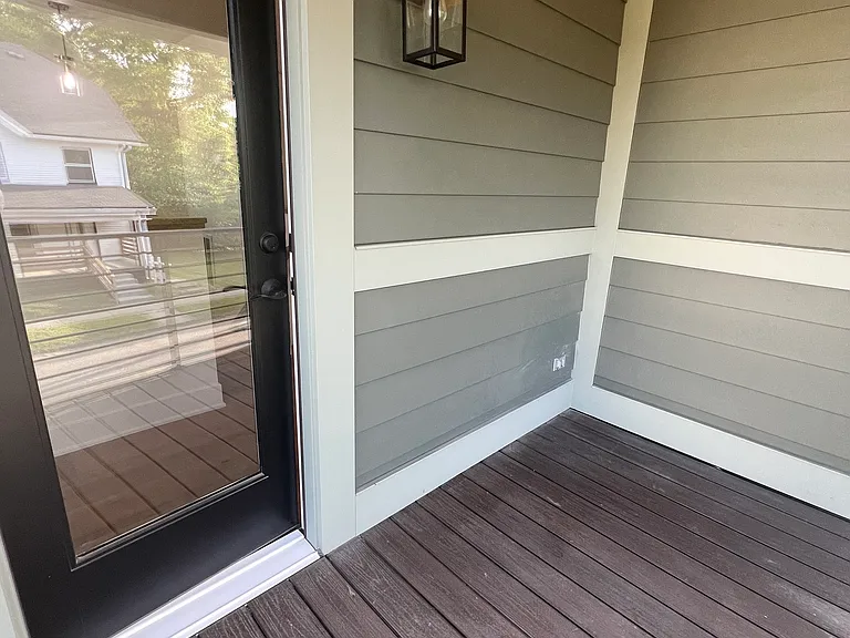 2nd Floor Balcony