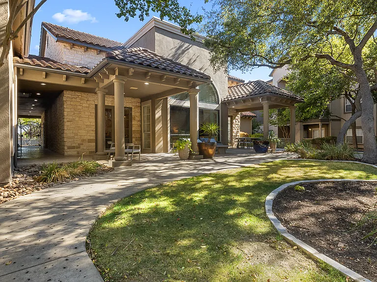 Villas at Rogers Ranch — Photo 31