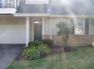 411 Eagle Pointe Dr, Canonsburg, PA 15317