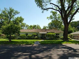 816 Carmel Dr, Modesto, CA 95354