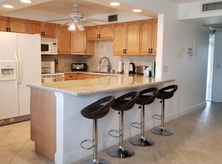 1049 Hythe Pl #C, Boca Raton, FL 33434