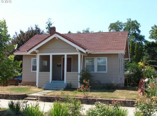 493 S Front St, Woodburn, OR 97071